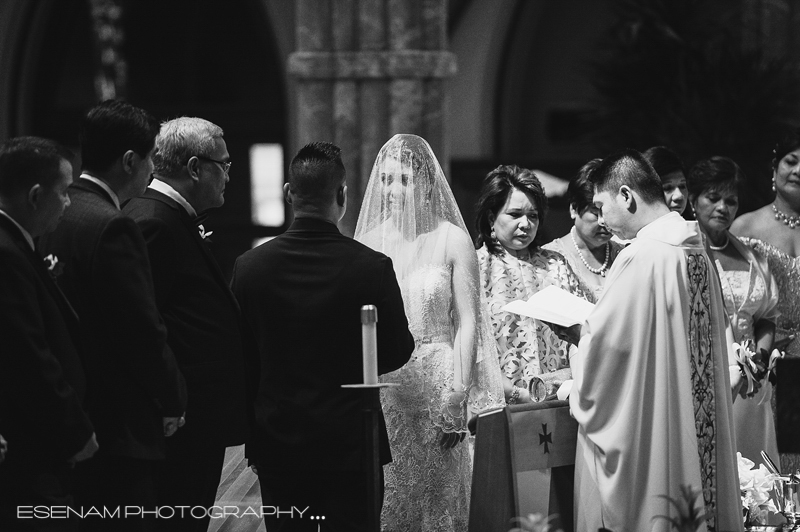 Holy-Name-Cathedral-Wedding-Chicago