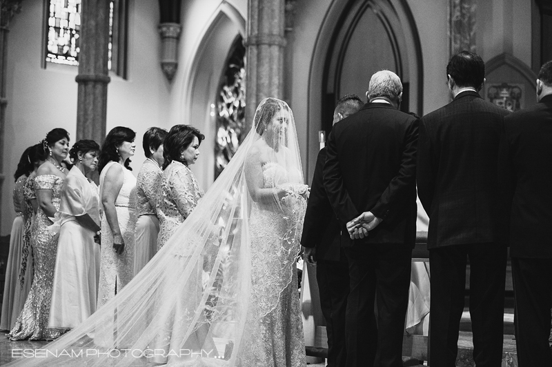 Holy-Name-Cathedral-Wedding-Chicago