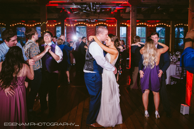 Starline-Factory-Wedding-Pictures